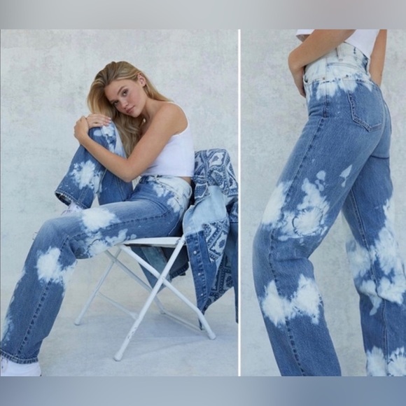 PacSun Acid Wash Tie Dye 90’s Boyfriend Jeans| Straight Fit, High Rise••• - Picture 2 of 16
